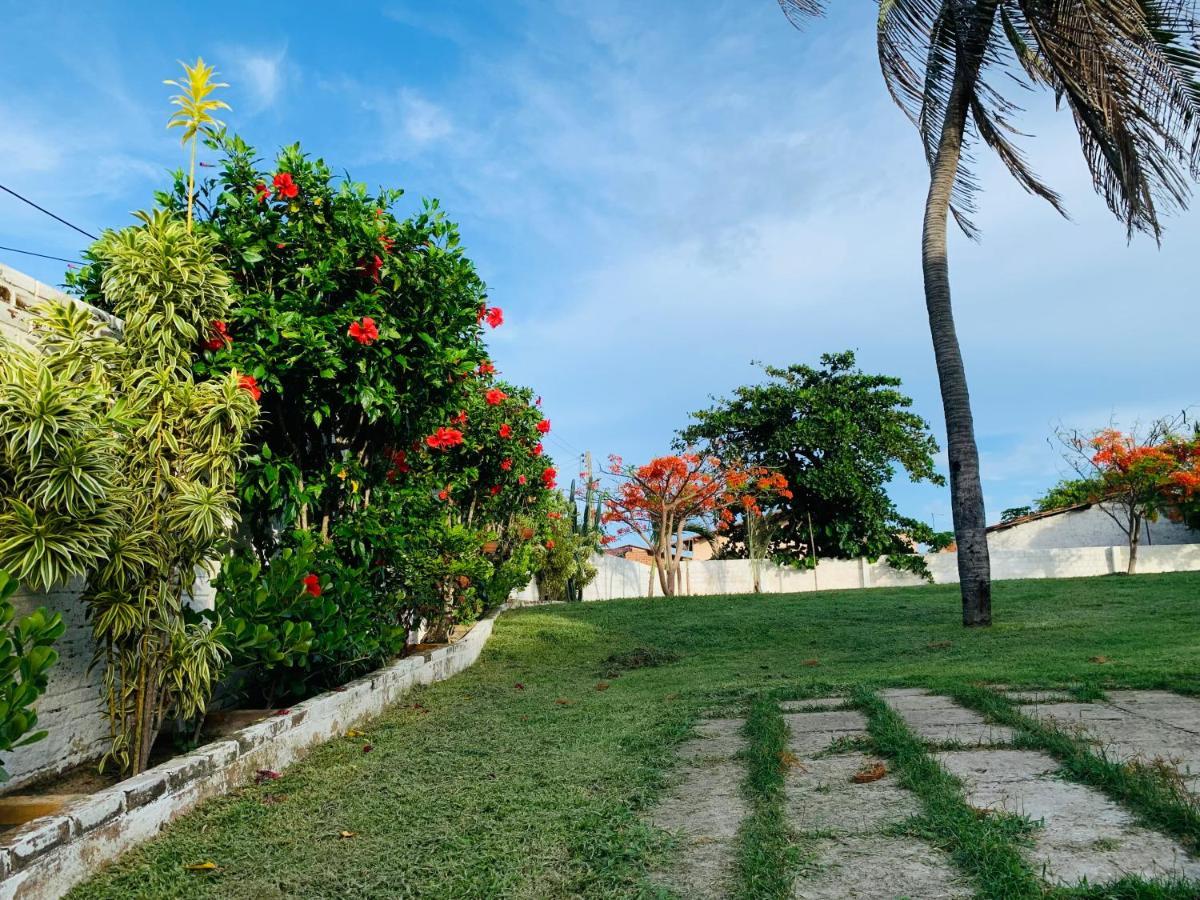 Morro Branco Suites - Hospedaria Morro Branco เบเบรีเบ ภายนอก รูปภาพ