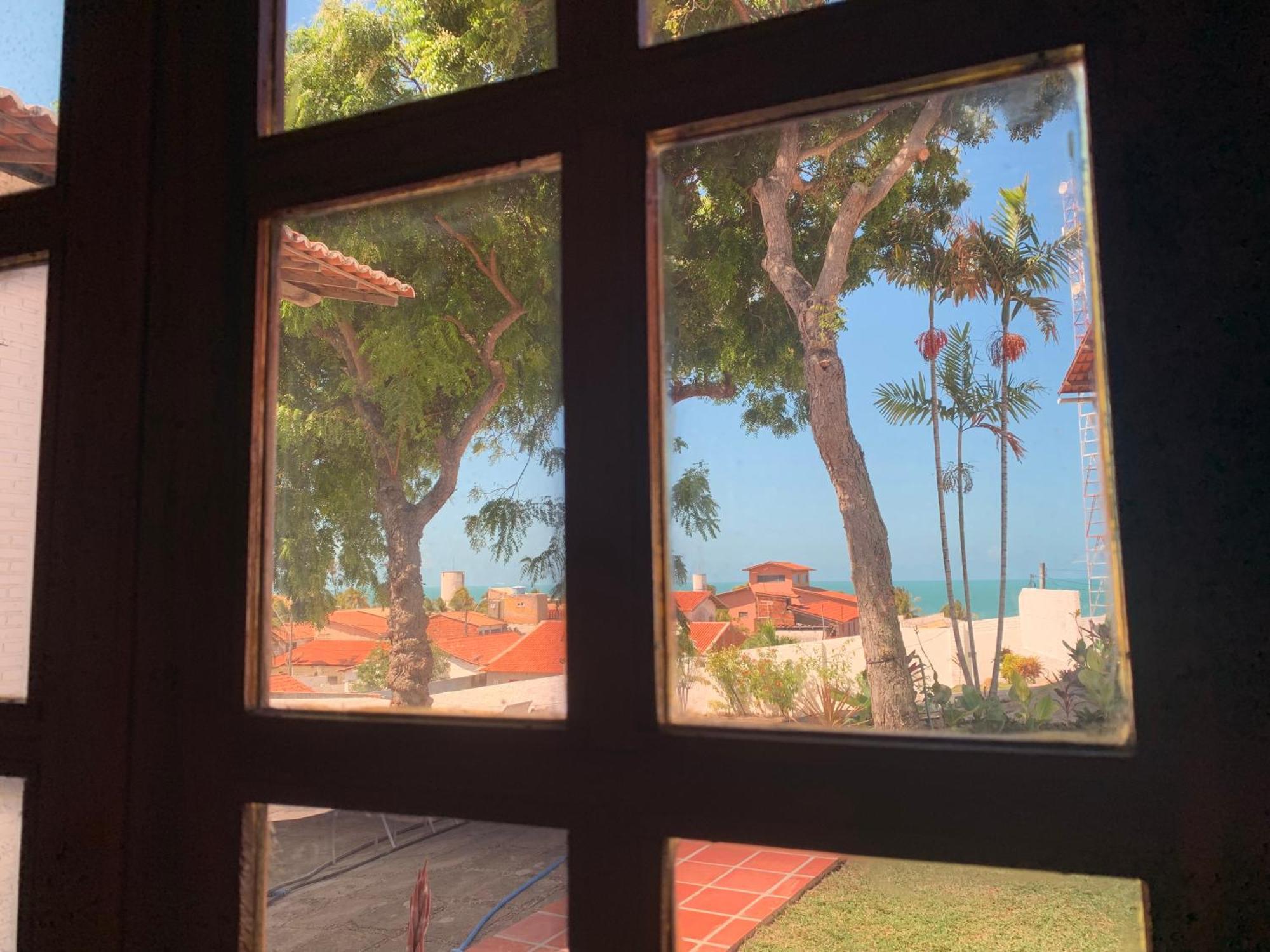 Morro Branco Suites - Hospedaria Morro Branco เบเบรีเบ ภายนอก รูปภาพ