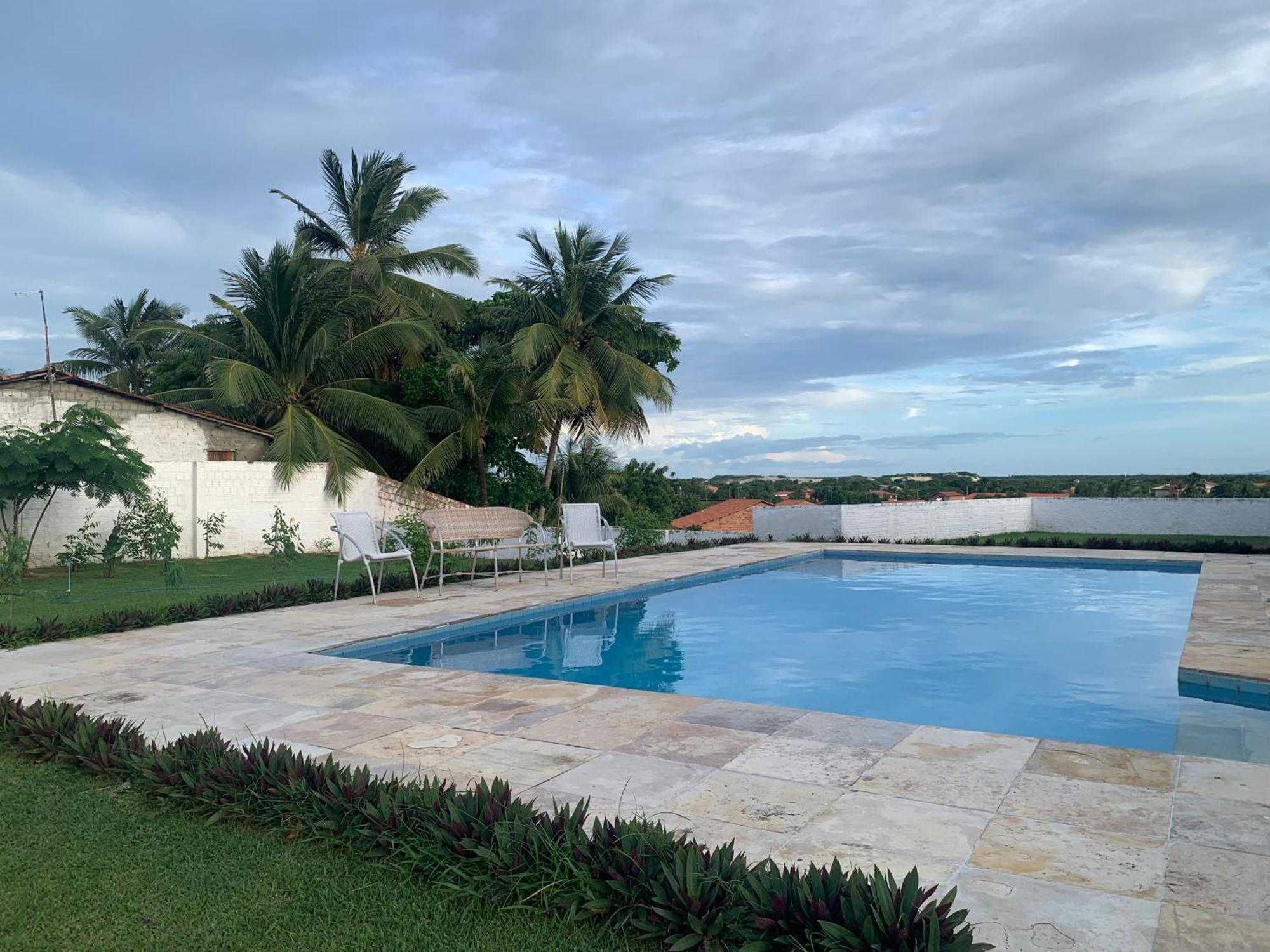 Morro Branco Suites - Hospedaria Morro Branco เบเบรีเบ ภายนอก รูปภาพ
